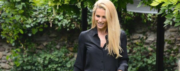 Michelle Hunziker mit ihren Töchtern Celeste (vorne) und Sole (hinten) Michelle Hunziker mit ihren Töchtern Celeste (vorne) und Sole (hinten)
