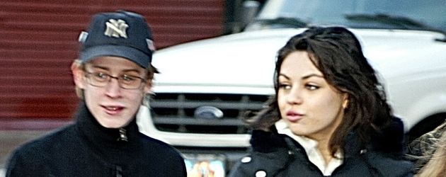 Mila Kunis und Macaulay Culkin im Jahr 2004 Mila Kunis und Macaulay Culkin im Jahr 2004