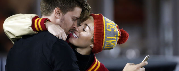 Miley Cyrus und Patrick Schwarzenegger Miley Cyrus und Patrick Schwarzenegger
