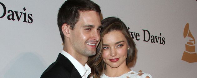 Evan Spiegel und Miranda Kerr auf einer Pre-Grammy-Gala in Beverly Hills Evan Spiegel und Miranda Kerr auf einer Pre-Grammy-Gala in Beverly Hills