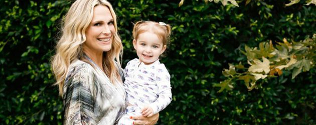 Molly Sims mit Babybauch und ihren beiden Kindern Molly Sims mit Babybauch und ihren beiden Kindern