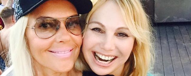 Natascha Ochsenknecht und Dolly Dollar beim Feiern auf Ibiza Natascha Ochsenknecht und Dolly Dollar beim Feiern auf Ibiza