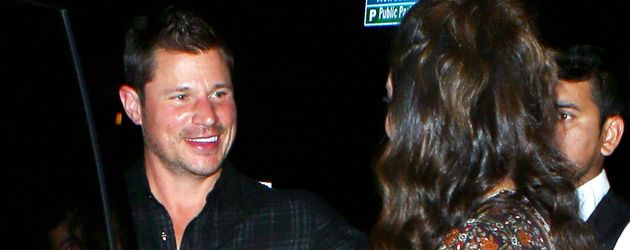 Nick Lachey und seine schwangere Frau Vanessa Lachey in Beverly Hills Nick Lachey und seine schwangere Frau Vanessa Lachey in Beverly Hills
