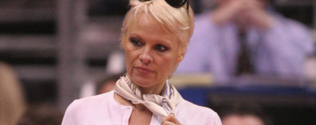 avrile liven nude pamela anderson hardcore sex tape