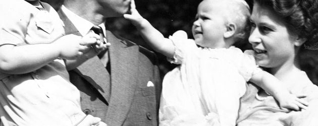 Queen Elizabeth II., Prinz Philip und Prinz Charles Queen Elizabeth II., Prinz Philip und Prinz Charles