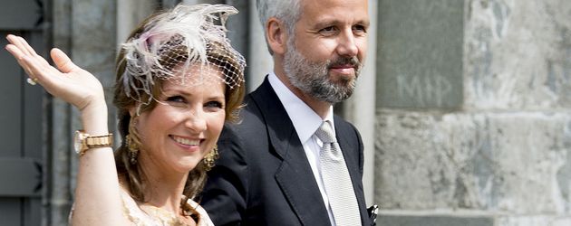 Prinzessin Märtha Louise & Ari Behn bei den Feierlichkeiten zum 25. Jubiläum der Krönung von Harald Prinzessin Märtha Louise & Ari Behn bei den Feierlichkeiten zum 25. Jubiläum der Krönung von Harald