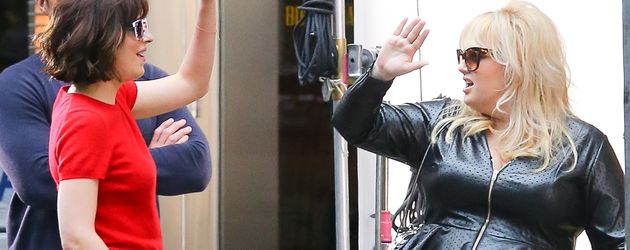 Dakota Johnson und Rebel Wilson Dakota Johnson und Rebel Wilson