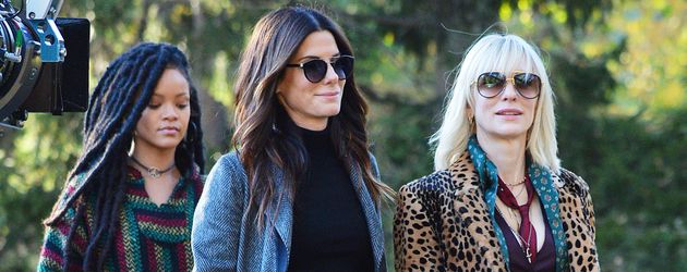 Rihanna, Sandra Bullock und Cate Blanchett bei den Dreharbeiten zu "Ocean's Eight" Rihanna, Sandra Bullock und Cate Blanchett bei den Dreharbeiten zu "Ocean's Eight"