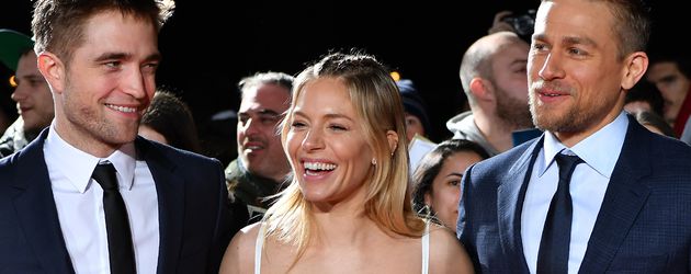 Robert Pattinson, Sienna Miller und Charlie Hunnam bei der "The Lost City Of Z"-Premiere in London Robert Pattinson, Sienna Miller und Charlie Hunnam bei der "The Lost City Of Z"-Premiere in London