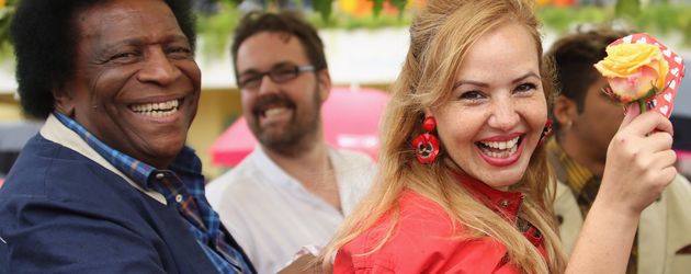 Roberto Blanco und Luzandra Blanco beim Wiesn-Einzug 2016 in München Roberto Blanco und Luzandra Blanco beim Wiesn-Einzug 2016 in München