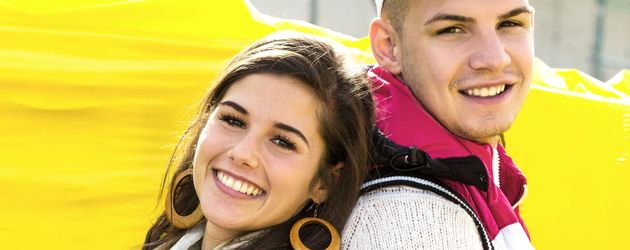 Sarah und Pietro Lombardi für ihre RTL II-Sendung "Sarah & Pietro bauen ein Haus" Sarah und Pietro Lombardi für ihre RTL II-Sendung "Sarah & Pietro bauen ein Haus"