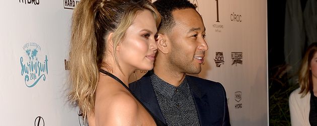 Chrissy Teigen und John Legend Chrissy Teigen und John Legend