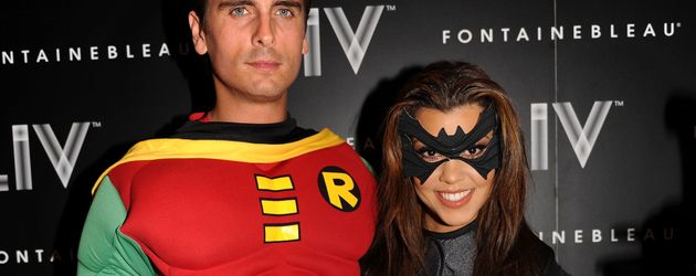Scott Disick & Kourtney Kardashian an Halloween 2012 Scott Disick & Kourtney Kardashian an Halloween 2012