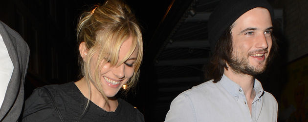 Sienna Miller und Tom Sturridge Sienna Miller und Tom Sturridge