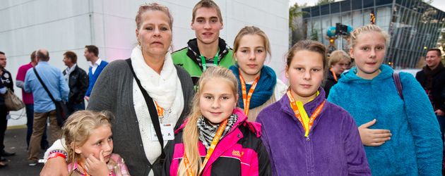 Silvia Wollny mit ihren Kindern Sarah Jane, Loredana, Lavinia, Calantha, Estefania und Peter Silvia Wollny mit ihren Kindern Sarah Jane, Loredana, Lavinia, Calantha, Estefania und Peter