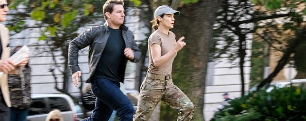 Tom Cruise und Cobie Smulders in "Jack Reacher 2" Tom Cruise und Cobie Smulders in "Jack Reacher 2"