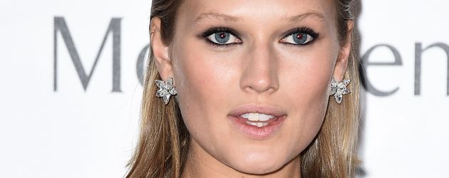 Toni Garrn Toni Garrn