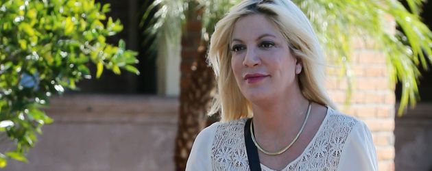 Tori Spelling macht ihren Einkauf in Los Angeles Tori Spelling macht ihren Einkauf in Los Angeles