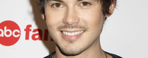 Tyler Blackburn Tyler Blackburn