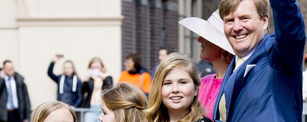 König Willem-Alexander, Prinzessin Ariane Wilhelmina Máxima Ines und Prinzessin Catharina-Amalia Bea König Willem-Alexander, Prinzessin Ariane Wilhelmina Máxima Ines und Prinzessin Catharina-Amalia Bea
