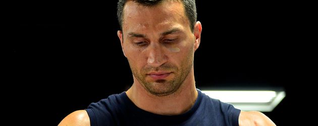 Wladimir Klitschko, bei Vorbereitungen fürs Boxen Wladimir Klitschko, bei Vorbereitungen fürs Boxen